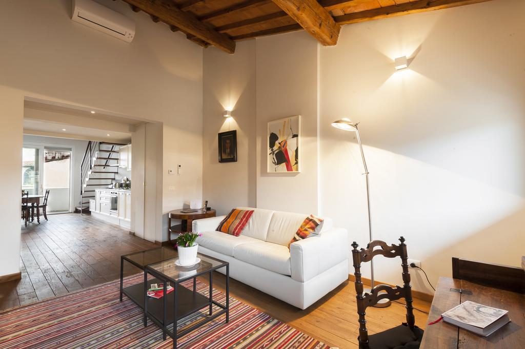 Poet'S Santo Spirito Apt. Apartman Firenze Kültér fotó
